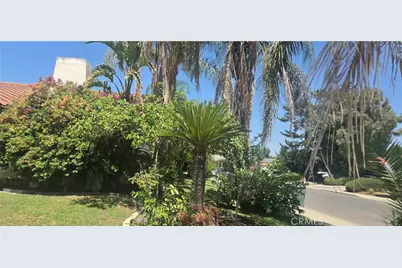 6300 Devon, Bakersfield, CA 93309 - Photo 3