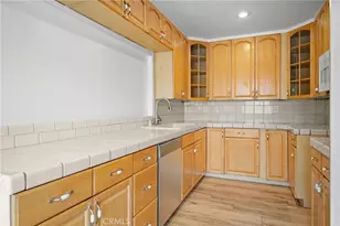 8007 Broadleaf, Panorama City, CA 91402 - Photo 9