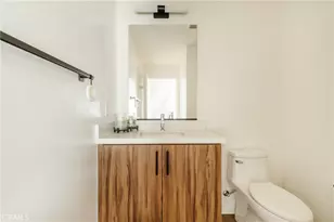 5623 N Bella Blanco, North Hollywood, CA 91601 - Photo 29