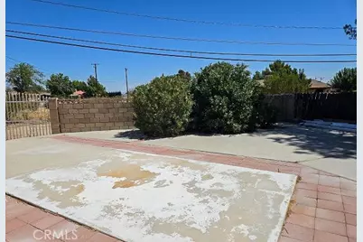 10331 N Loop Boulevard, California City, CA 93505 - Photo 9