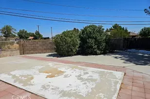 10331 N Loop Blvd, California City, CA 93505 - Photo 9