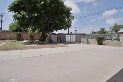 14615 San Fernando Mission Boulevard, San Fernando, CA 91340 - Photo 17