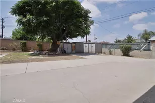 14615 San Fernando Mission Blvd, San Fernando, CA 91340 - Photo 17