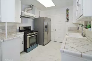 14615 San Fernando Mission Blvd, San Fernando, CA 91340 - Photo 5