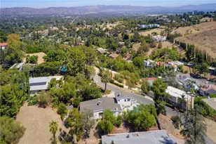 4715 Burgundy Rd, Woodland Hills, CA 91364 - Photo 41