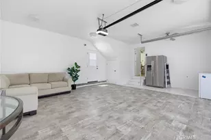 4715 Burgundy Rd, Woodland Hills, CA 91364 - Photo 31