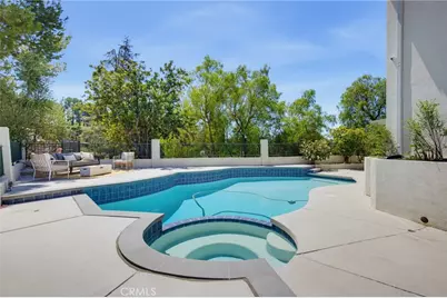4715 Burgundy Road, Woodland Hills, CA 91364 - Photo 33
