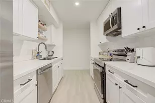 5411 Tyrone Ave, Sherman Oaks, CA 91401 - Photo 9