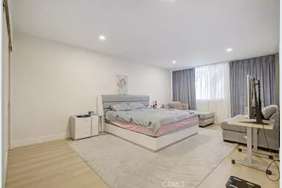 5411 Tyrone Avenue #203, Sherman Oaks, CA 91401 - Photo 15