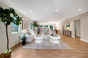 22120 Costanso St, Woodland Hills, CA 91364 - Photo 3
