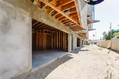 6651 Camellia Avenue, Los Angeles, CA 91606 - Photo 9