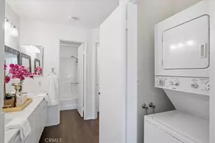 23709 Del Monte, Valencia, CA 91355 - Photo 17