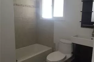 7921 Owensmouth, Los Angeles, CA 91304 - Photo 17