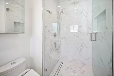 8434 Oakdale Avenue, Winnetka, CA 91306 - Photo 27