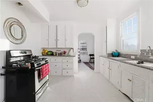4916 W 12th, Los Angeles, CA 90019 - Photo 19