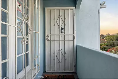 4916 W 12th, Los Angeles, CA 90019 - Photo 3