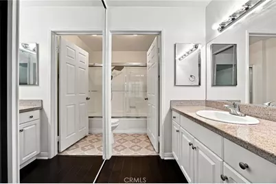 21400 Burbank #106, Woodland Hills, CA 91367 - Photo 9