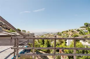 1688 Sunset Plaza Dr, Los Angeles, CA 90069 - Photo 21