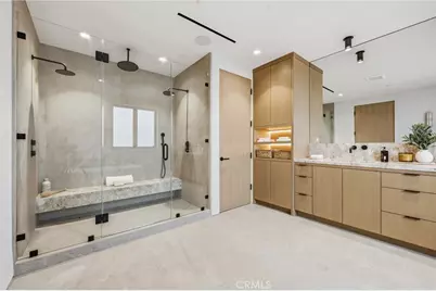 4447 Matilija, Sherman Oaks, CA 91423 - Photo 41