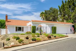 27403 Garza Dr, Saugus, CA 91350 - Photo 1