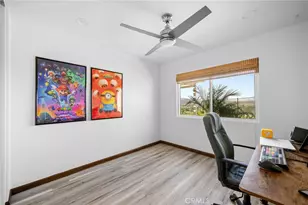 27403 Garza Dr, Saugus, CA 91350 - Photo 21
