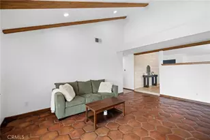 27403 Garza Dr, Saugus, CA 91350 - Photo 19