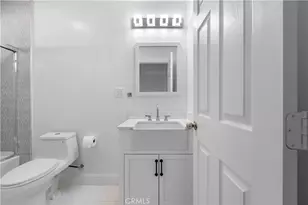 7840 7842 Woodlake Ave, West Hills, CA 91304 - Photo 59