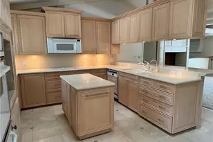 17410 Knapp St, Northridge, CA 91325 - Photo 9