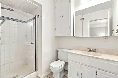 22510 Hartland, Los Angeles, CA 91307 - Photo 11