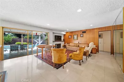 6304 Mirrior Lake Dr, Hollywood Hills, CA 90068 - Photo 11