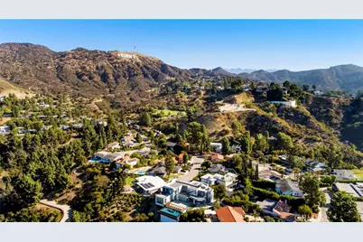 6304 Mirrior Lake Dr, Hollywood Hills, CA 90068 - Photo 33