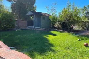 20910 Calwood St, Saugus, CA 91350 - Photo 21