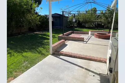 20910 Calwood Street, Saugus, CA 91350 - Photo 19