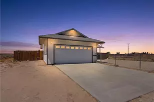 13129 Clement, Edwards, CA 93523 - Photo 3