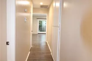 23603 Bajada Dr, Valencia, CA 91355 - Photo 21