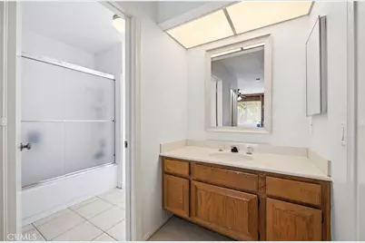 13792 Christian Barrett Drive, Moorpark, CA 93021 - Photo 27