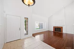 13792 Christian Barrett Dr, Moorpark, CA 93021 - Photo 5