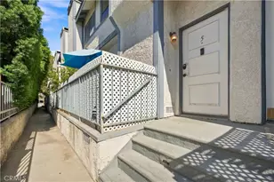 10234 Variel, Chatsworth, CA 91311 - Photo 3