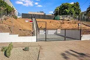 216 N Park View St, Los Angeles, CA 90026 - Photo 3