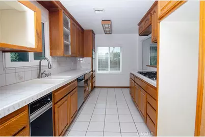 13563 Montague, Arleta, CA 91331 - Photo 17