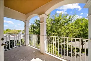 24014 Bridgeport Ln, Valencia, CA 91355 - Photo 25