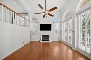 24014 Bridgeport Ln, Valencia, CA 91355 - Photo 7