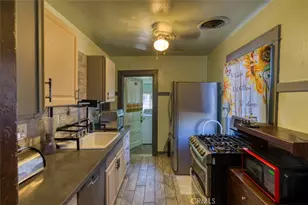 11103 Allegheny, Los Angeles, CA 91352 - Photo 11