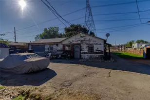 11103 Allegheny, Los Angeles, CA 91352 - Photo 19
