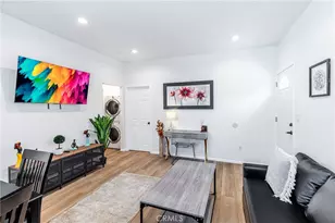 3204 W 27th St, Los Angeles, CA 90018 - Photo 43