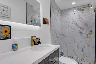 3204 W 27th St, Los Angeles, CA 90018 - Photo 25