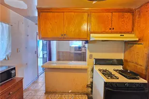 12933 Goleta, Pacoima, CA 91331 - Photo 5