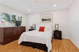23365 Calvert St, Woodland Hills, CA 91367 - Photo 27