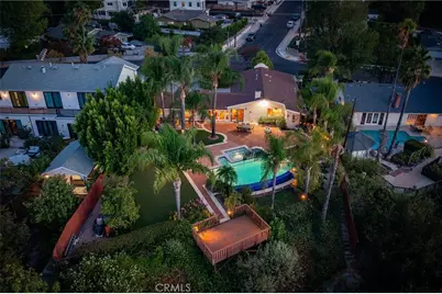 23365 Calvert Street, Woodland Hills, CA 91367 - Photo 47