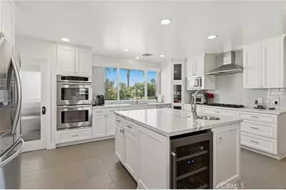 23365 Calvert Street, Woodland Hills, CA 91367 - Photo 17
